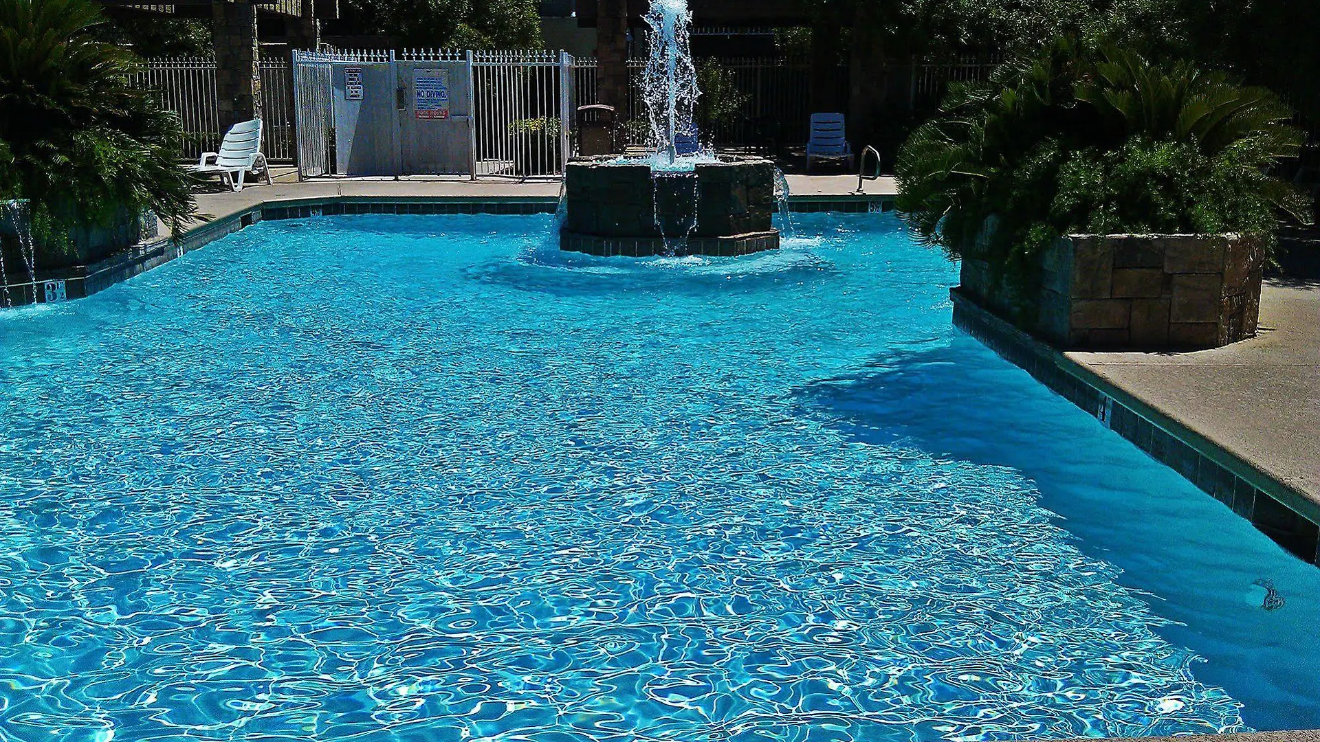 Manor Suites Las Vegas