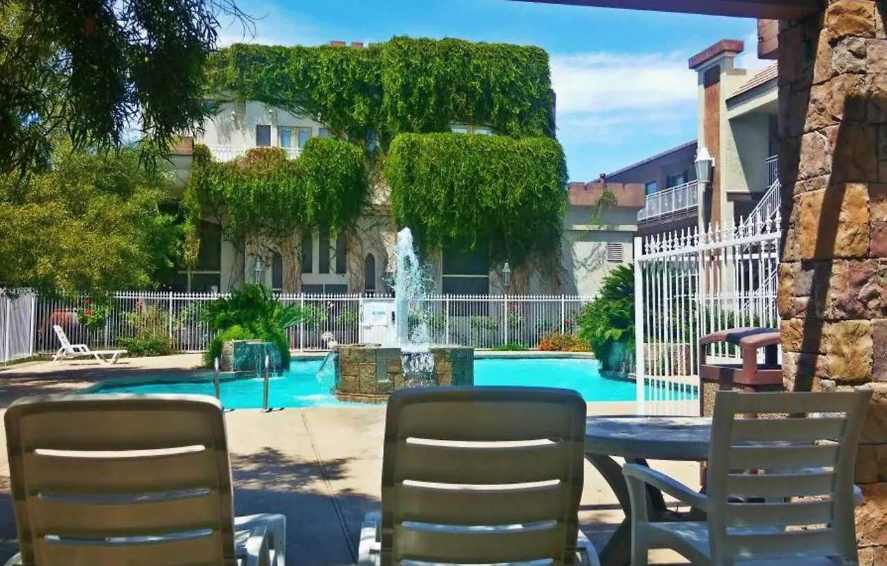 Manor Suites Las Vegas Aparthotel